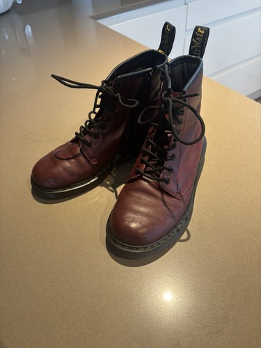 Doc martens - doctor,