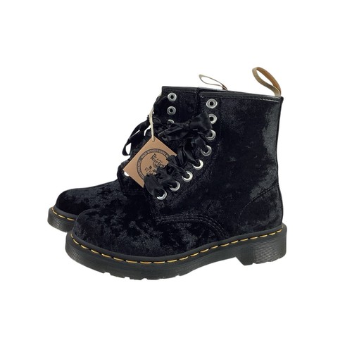 Martens womens size 6 - dr.,