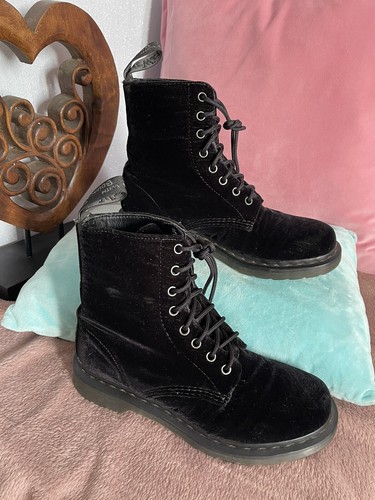 Doc martens page - dr.,